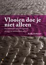 Vlooien doe je niet alleen - Roelke Posthumus - 9789048409723