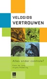 Veldgids vertrouwen - Frans de Jong ; Angela Riddering - 9789059727434