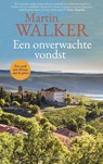 Een onverwachte vondst - Martin Walker - 9789083167589