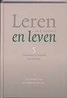 Leren en leven 5 Timotheus tot en met Openbaring - P. Cammeraat - 9789088651700