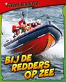 Bij de redders op zee - Chris Oxlade - 9789462021082
